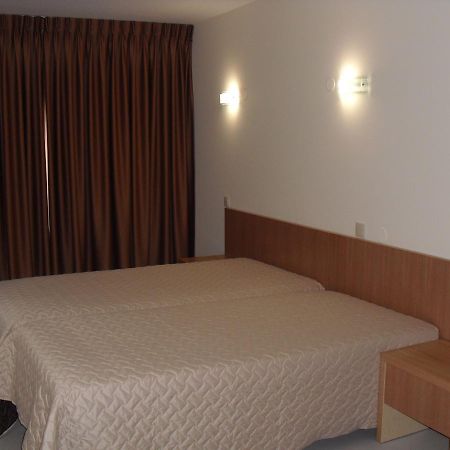 Bed and Breakfast Refugio Do Geres Alamela Екстер'єр фото