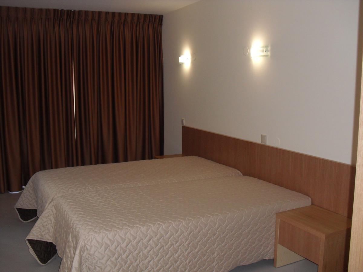 Bed and Breakfast Refugio Do Geres Alamela Екстер'єр фото